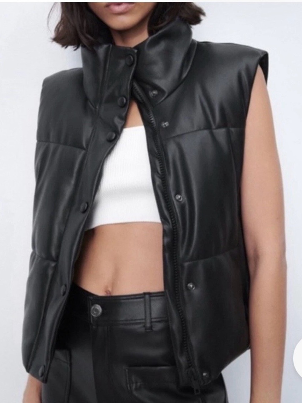 Zara Faux Leather Puffer Vest Black Womens L Edgy Trendy Full zip Snap